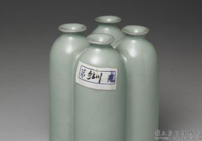 图片[3]-Four conjoined vases in green glaze, Qing dynasty, Yongzheng reign (1723-1735)-China Archive